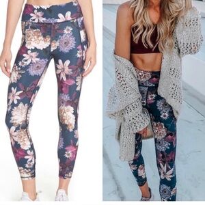 Sweaty Betty The Zero Gravity Floral Leggings Size XS